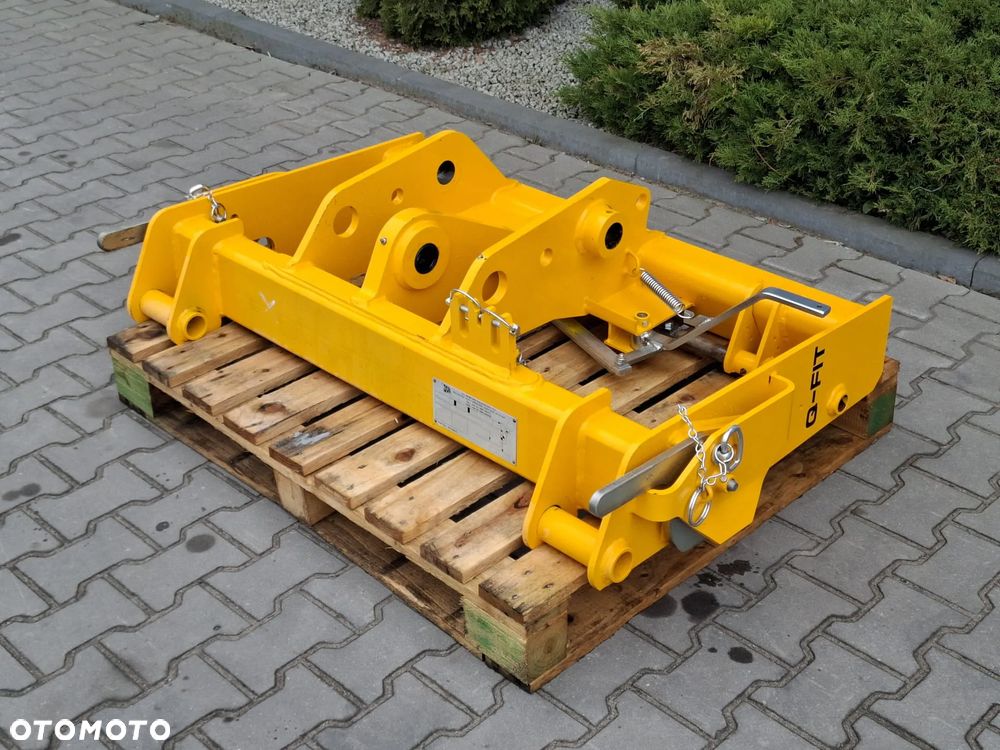 Q-FIT RAMKA JCB 531-70 536-60 532-60 532-70  400/W8923 400/W9046  DEMO - 3