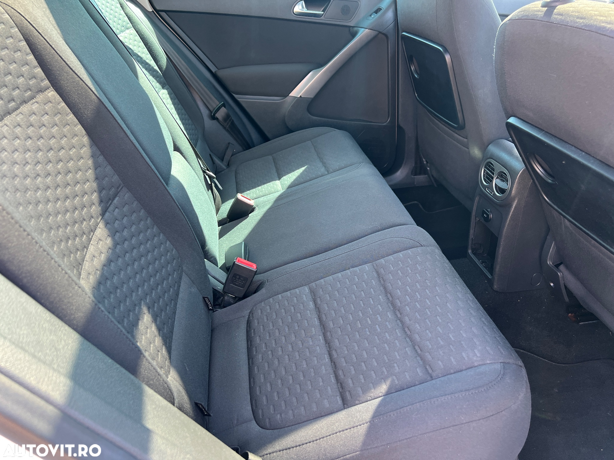 Volkswagen Tiguan - 14