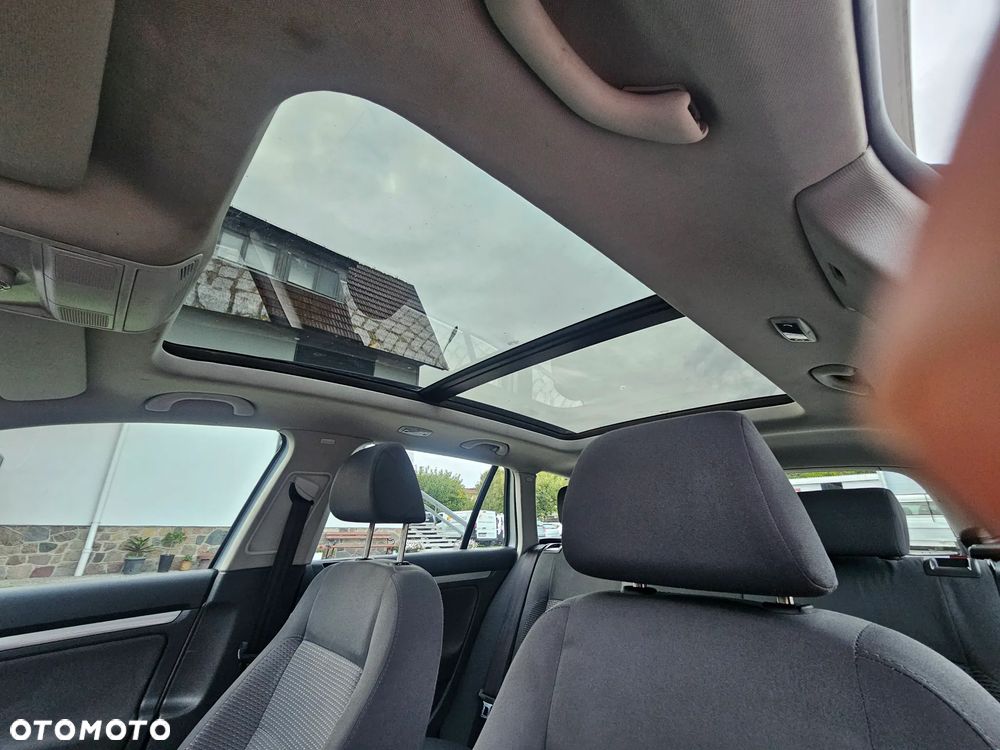 Volkswagen Golf - 12