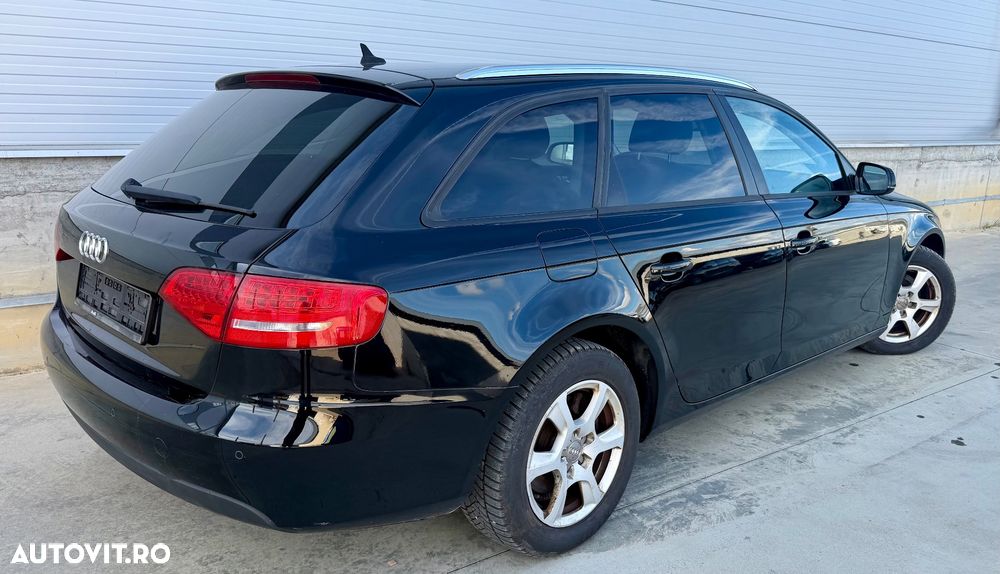 Audi A4 Avant 2.0 TDI DPF multitronic Ambition - 8