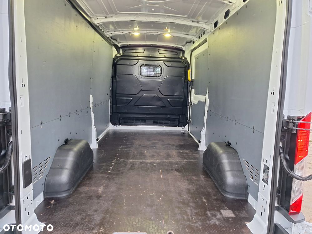 Ford Transit L3H2  2.0 CDTI 130 km 54 700 netto F-VAT 23% - 11