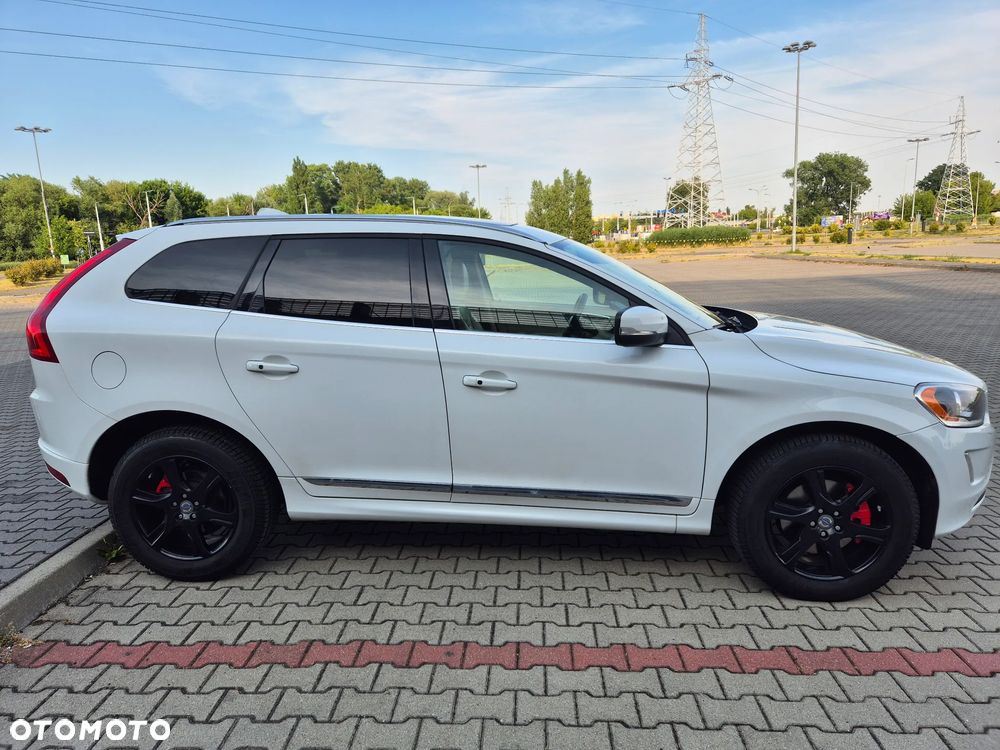 Volvo XC 60 - 4