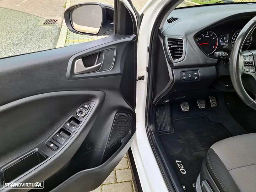 Hyundai i20 Active 1.0 T-GDi Style+TT - 11