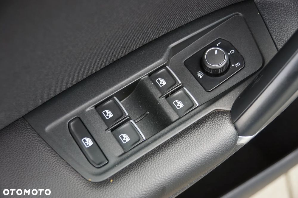 Volkswagen Tiguan 2.0 TDI SCR 4MOTION (BlueMotion Techn.) DSG Highline - 23