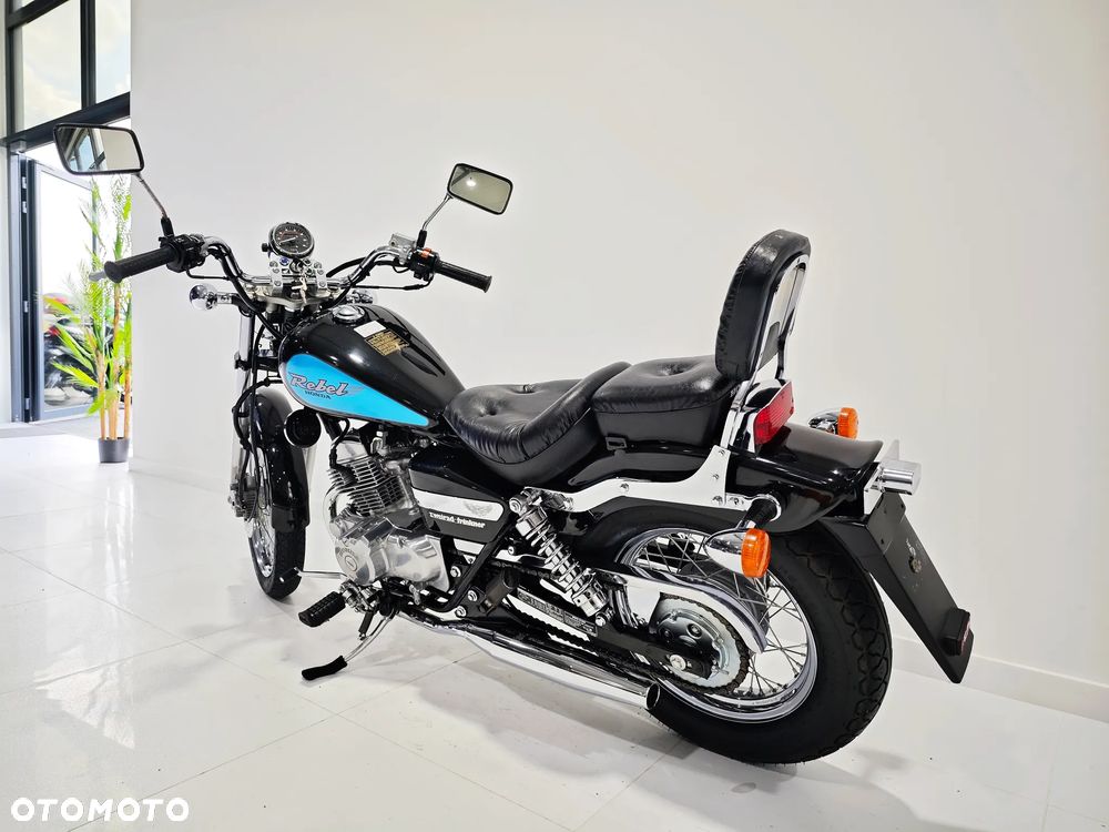 Honda CA - 16