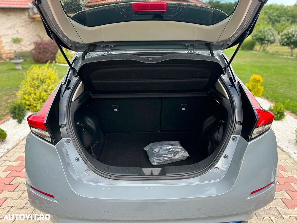 Nissan LEAF 40 kWh - 27