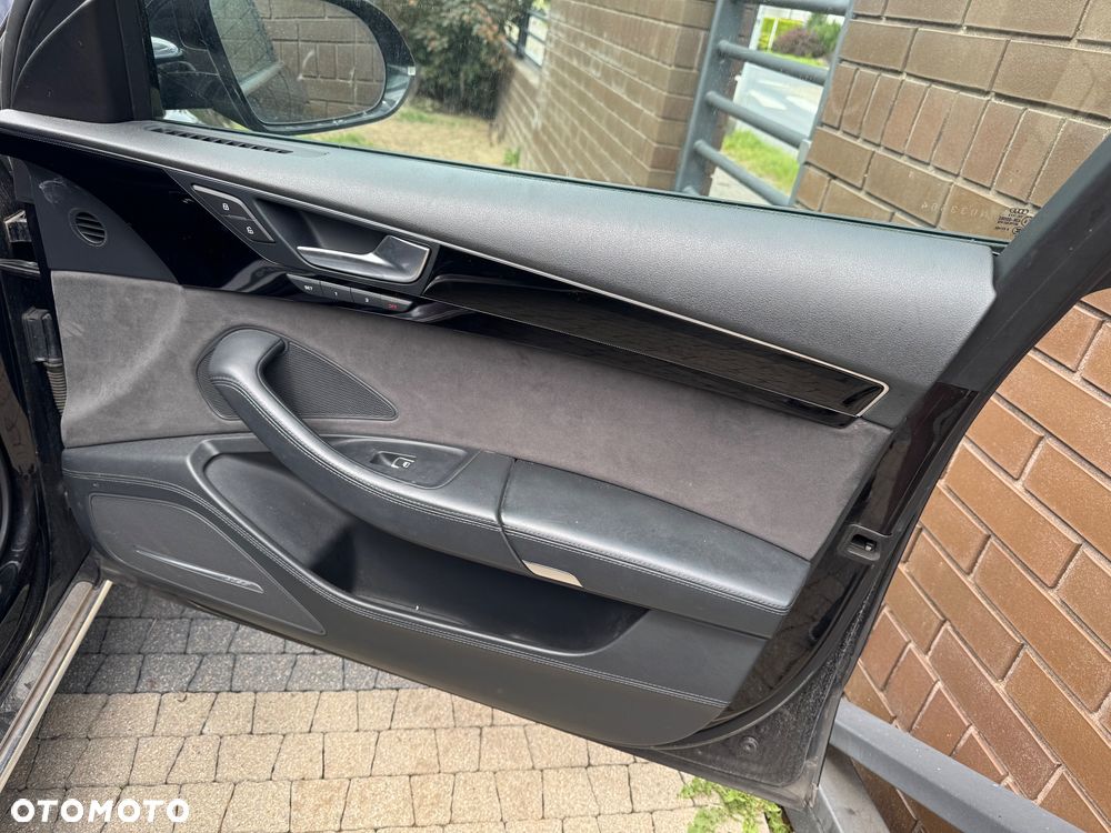 Audi A8 - 27