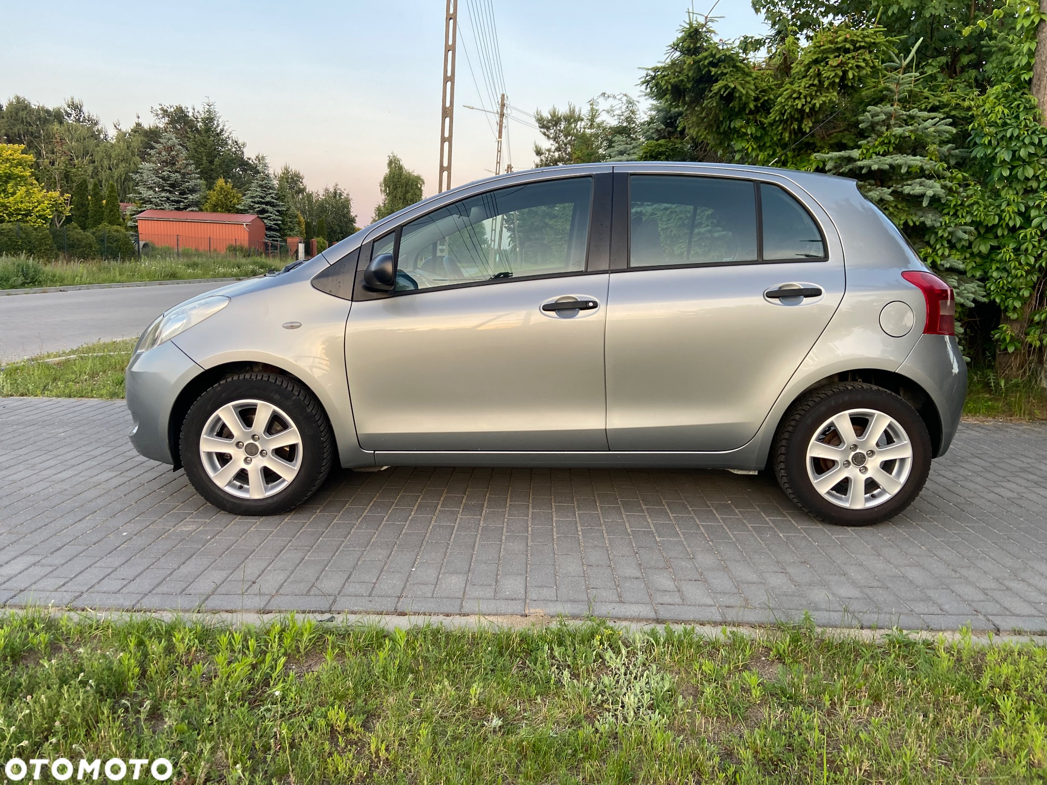 Toyota Yaris 1.3 VVT-i Executive - 7