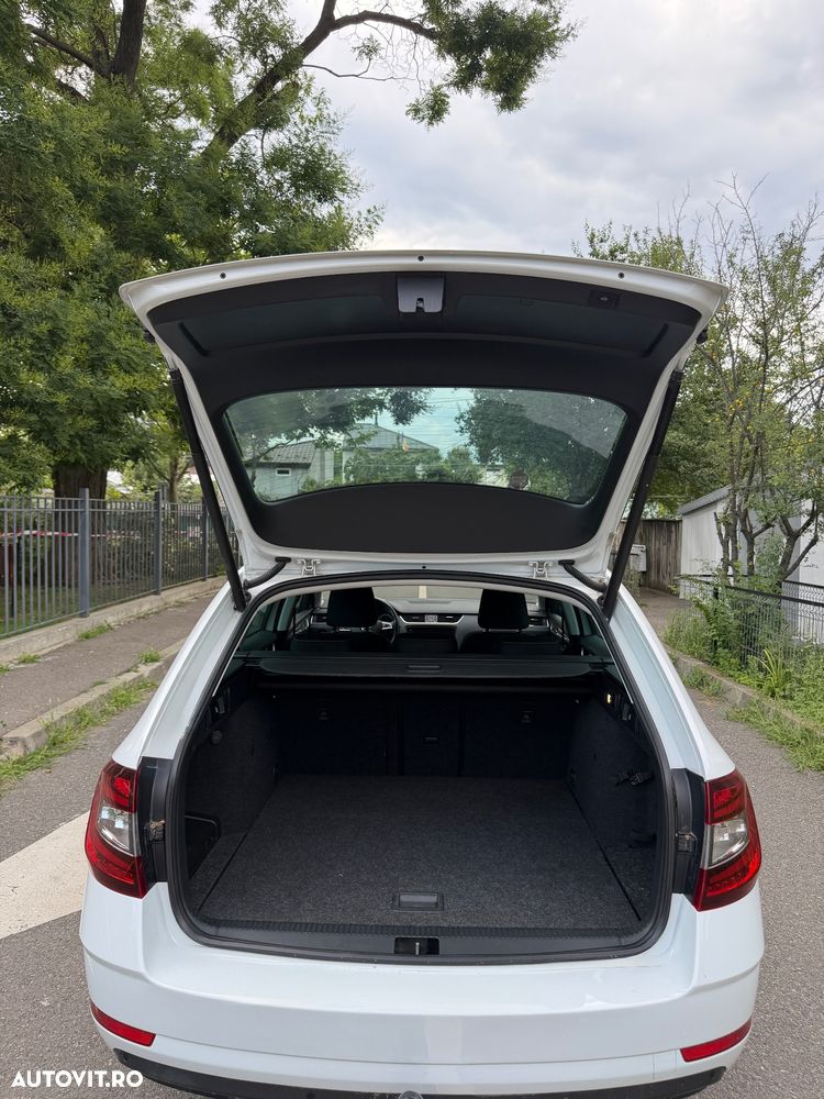 Skoda Octavia - 7