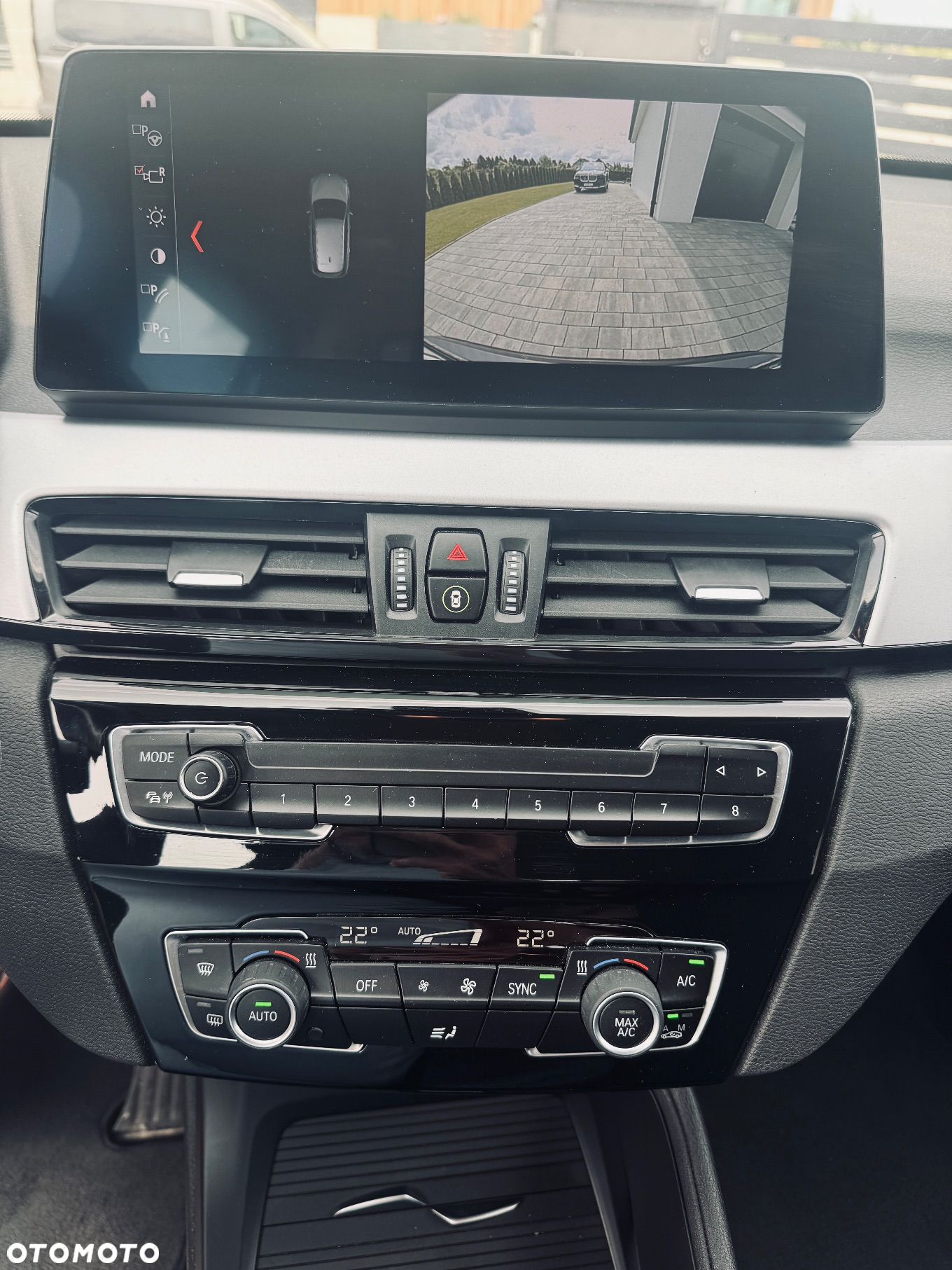 BMW X1 sDrive18d xLine - 33