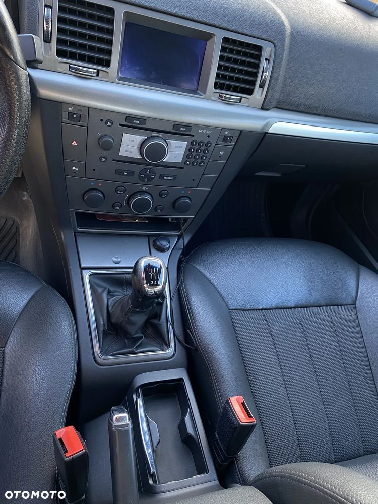 Opel Vectra 1.9 CDTI Sport / GTS - 15