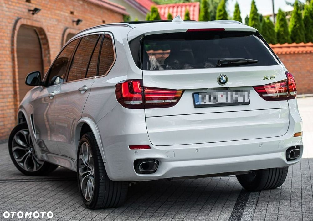 BMW X5 xDrive30d Sport-Aut - 2
