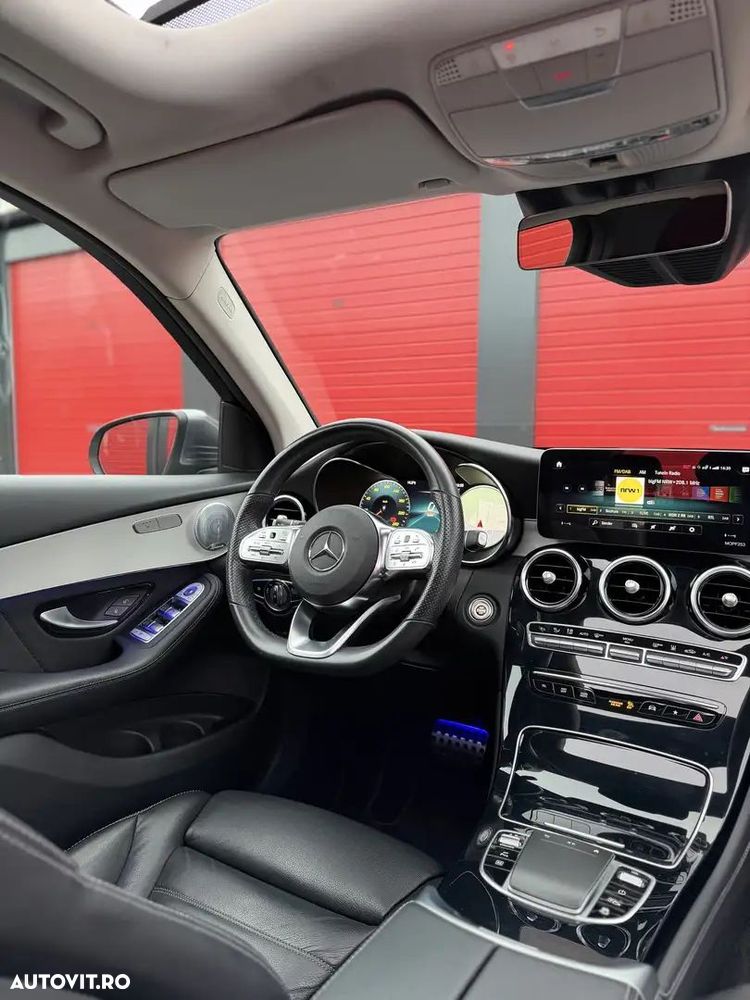 Mercedes-Benz GLC 300 4MATIC - 7