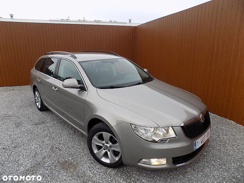 Skoda Superb 2.0 TDI 4x4 Elegance - 1