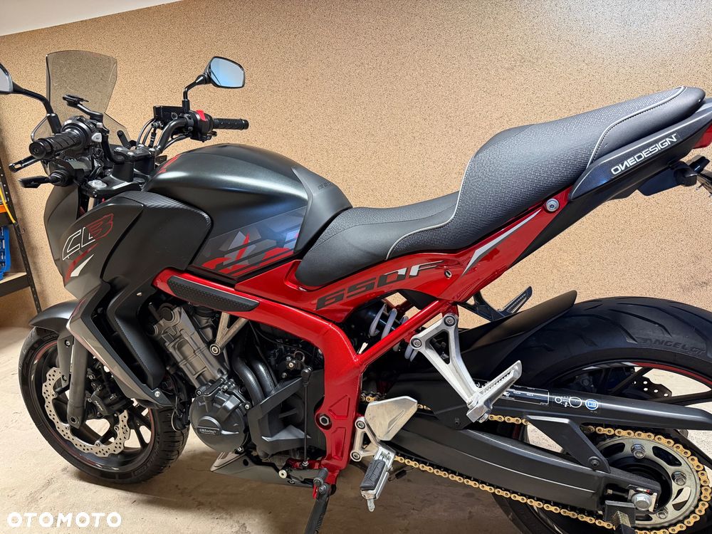 Honda CB - 3