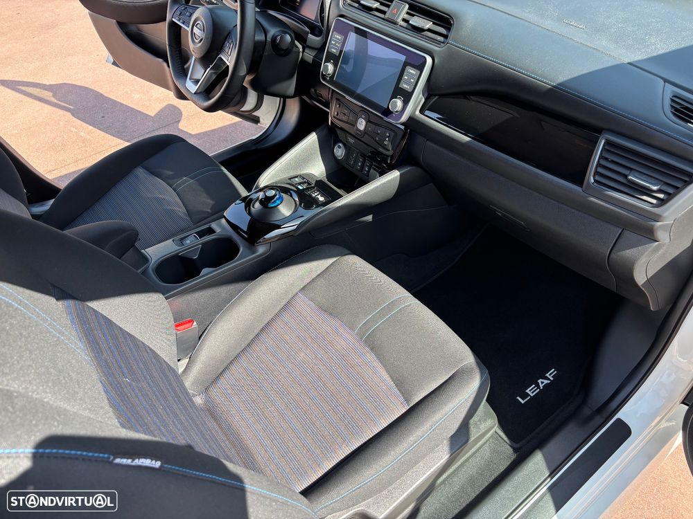 Nissan Leaf 39 kWh N-Connecta - 11