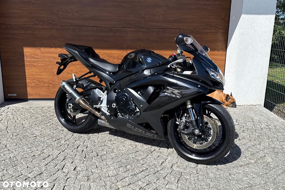 Suzuki GSX-R - 1