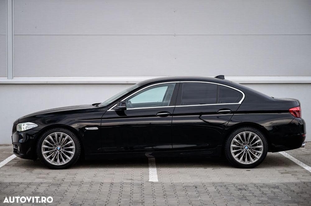 BMW Seria 5 525d xDrive AT - 7