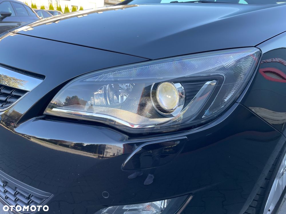 Opel Astra 1.4 Turbo Cosmo - 17