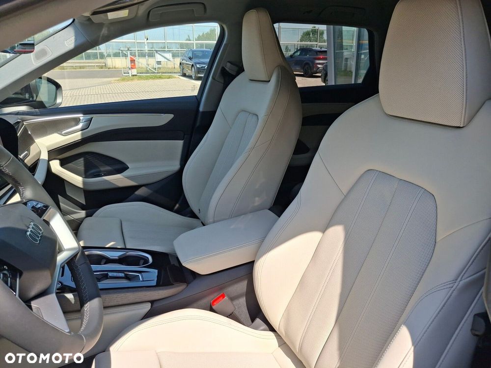 Audi A6 Avant - 26