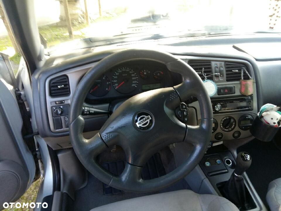 Nissan Primera - 2