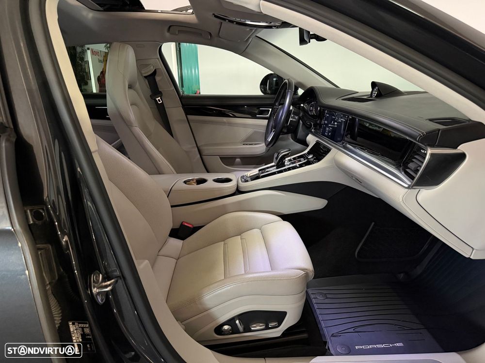 Porsche Panamera 4 E-Hybrid Executive - 27
