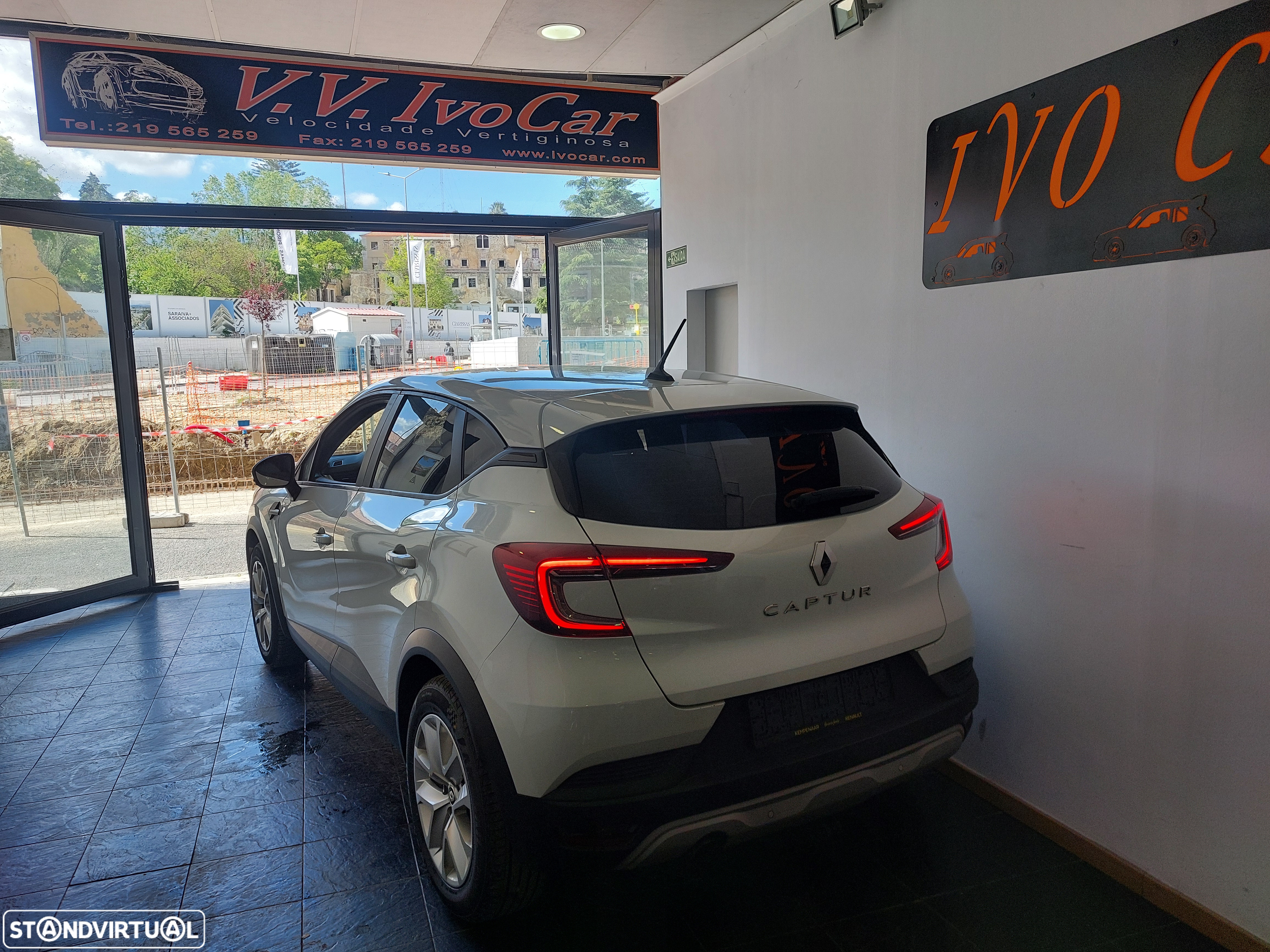 Renault Captur TCe 90 INTENS - 2
