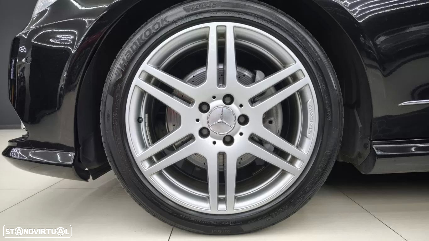 Mercedes-Benz E 220 - 13