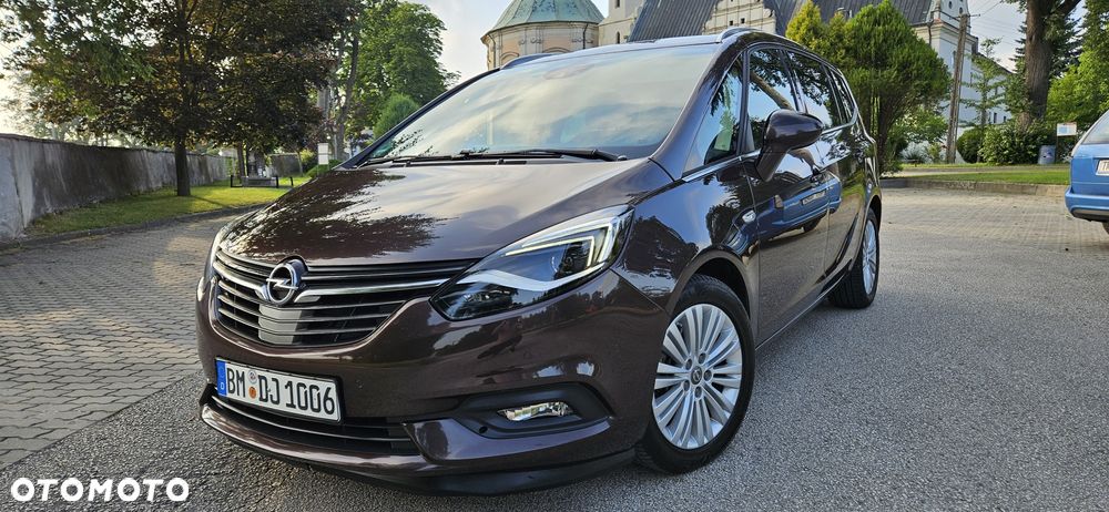 Opel Zafira - 1