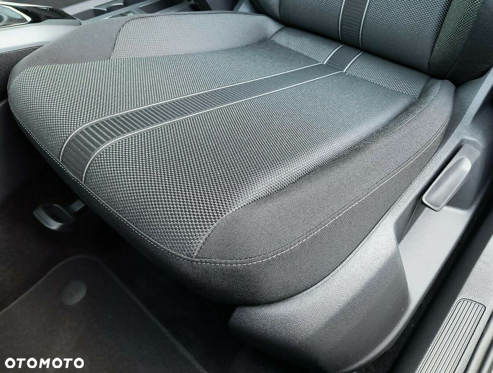 Volkswagen T-Roc - 12