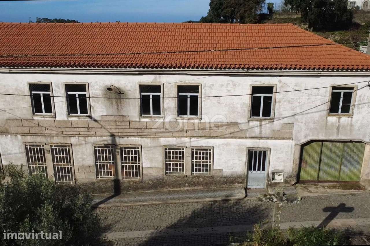 Moradia Bi-Familiar junto à Igreja de Escariz, Arouca - Grande imagem: 5/22