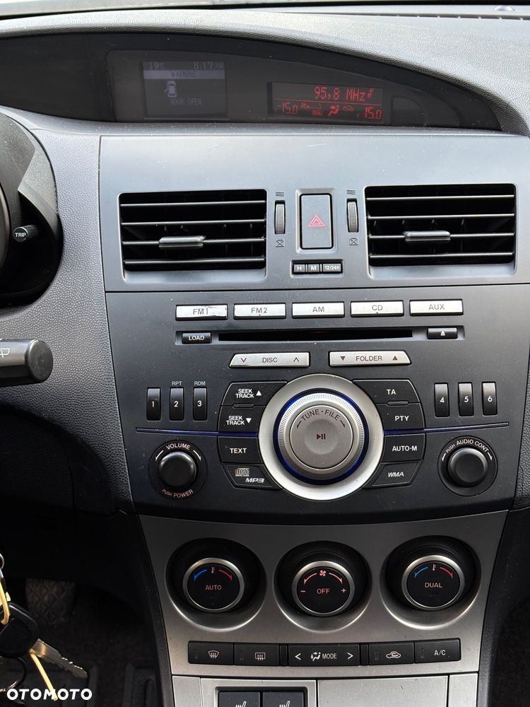 Mazda 3 1.6 Comfort - 18