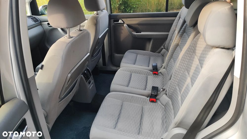 Volkswagen Touran 1.6 Trendline - 17