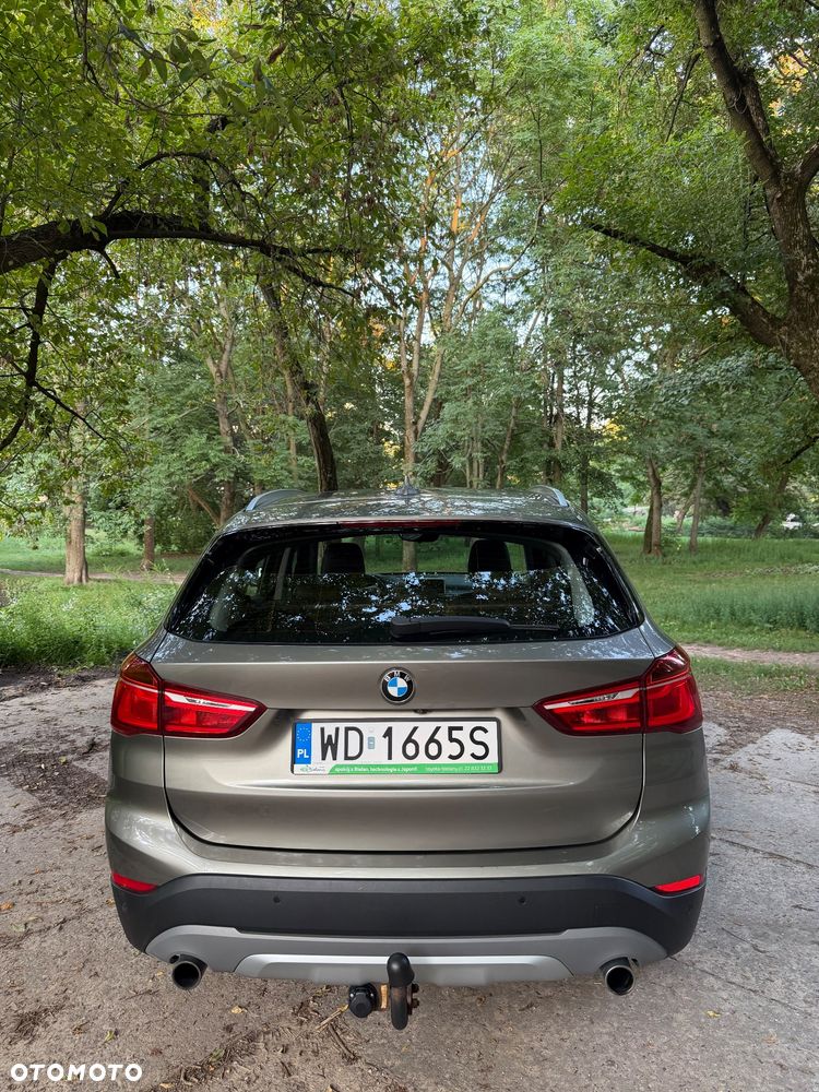 BMW X1 xDrive20d - 17