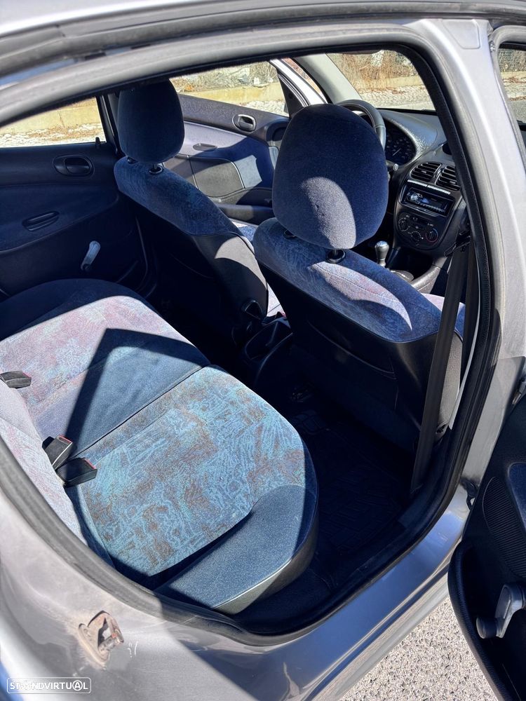 Peugeot 206 1.1 XT - 16