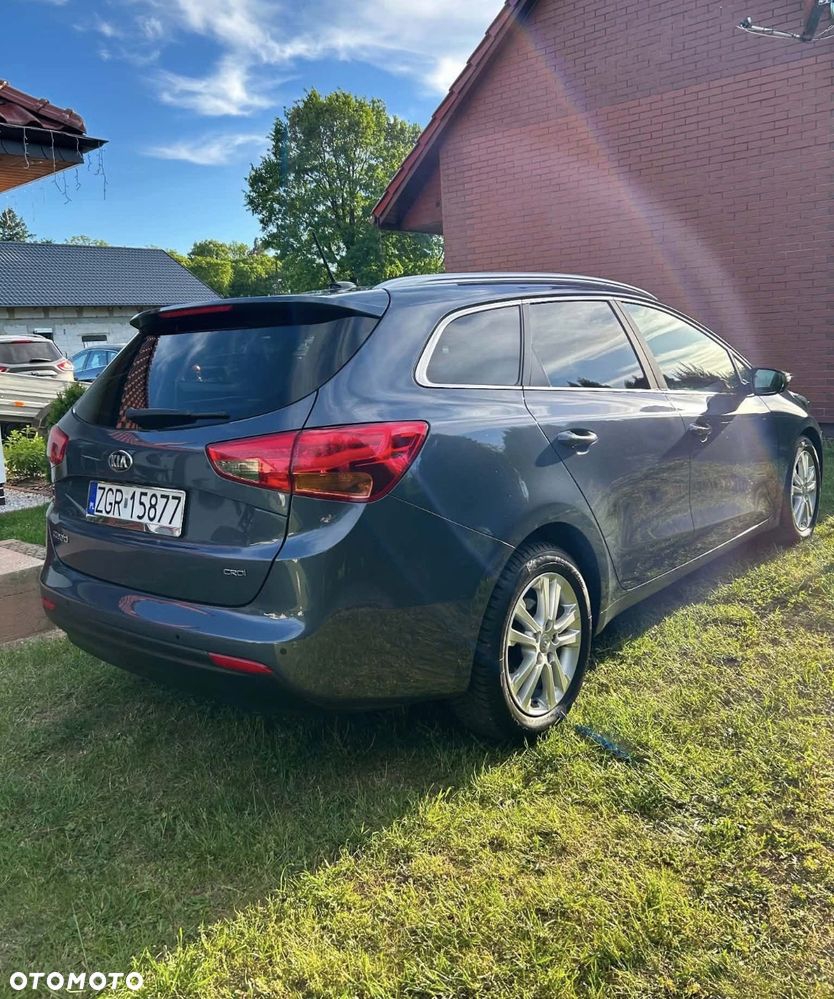 Kia Ceed 1.6 CRDi 128 Platinum Edition - 5