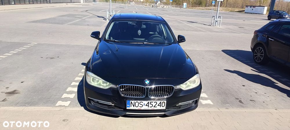 BMW Seria 3 328i Luxury Line - 1