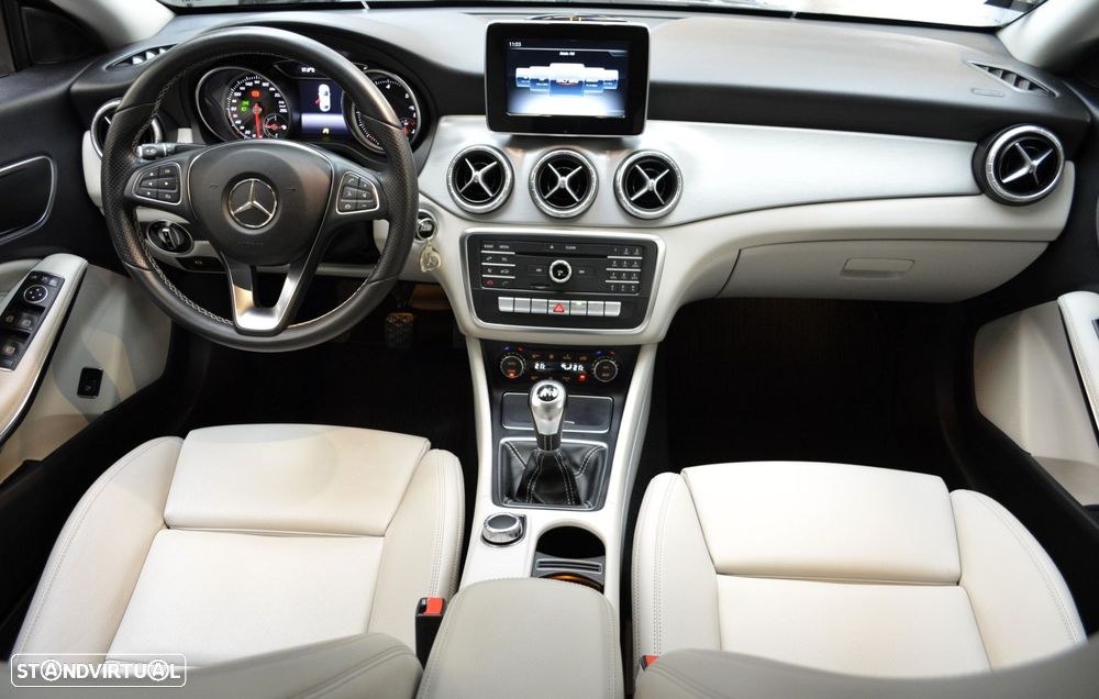 Mercedes-Benz CLA 200 CDI Urban - 8