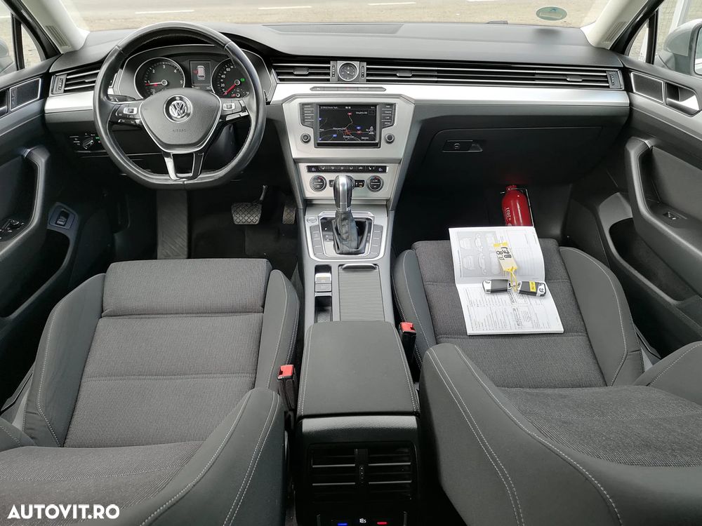 Volkswagen Passat - 19