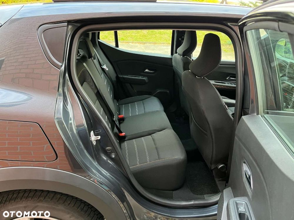 Dacia Sandero Stepway TCe 90 Essential - 23