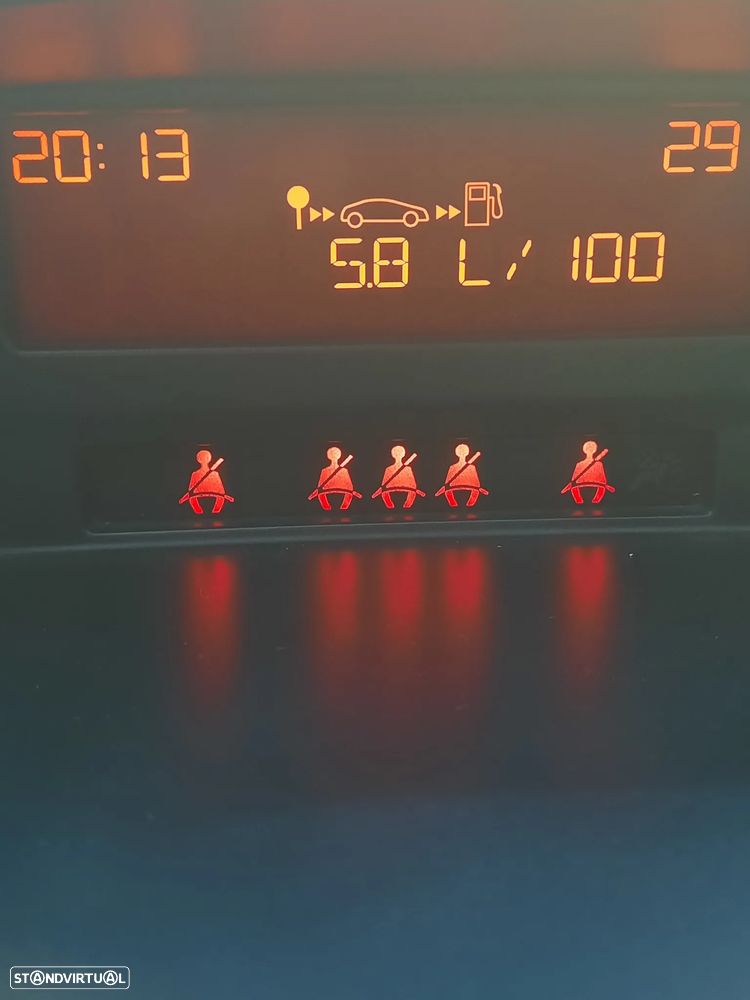 Peugeot 207 1.4 16V Open - 13