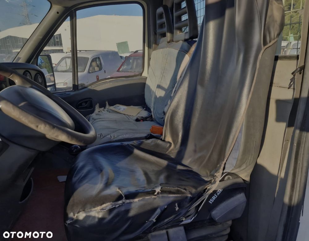 Iveco DAILY - 12