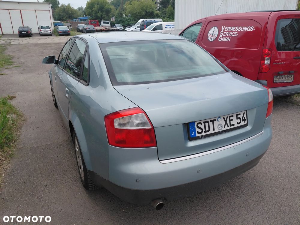 Audi A4 Limousine - 7
