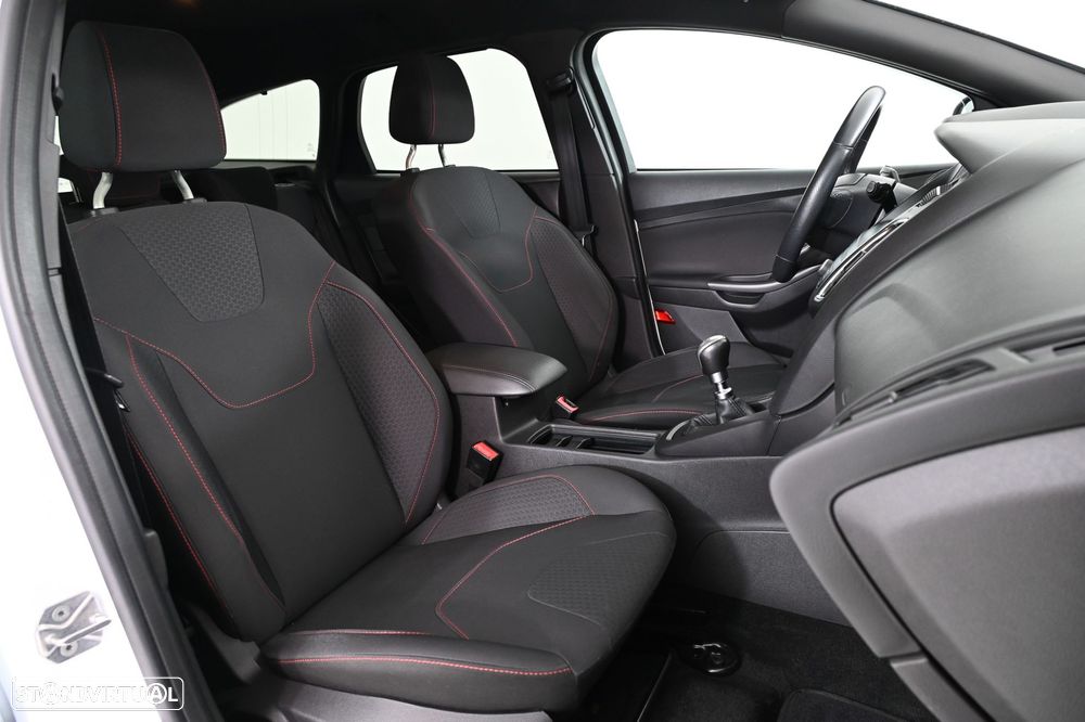 Ford Focus SW 1.5 TDCi ST-Line - 4