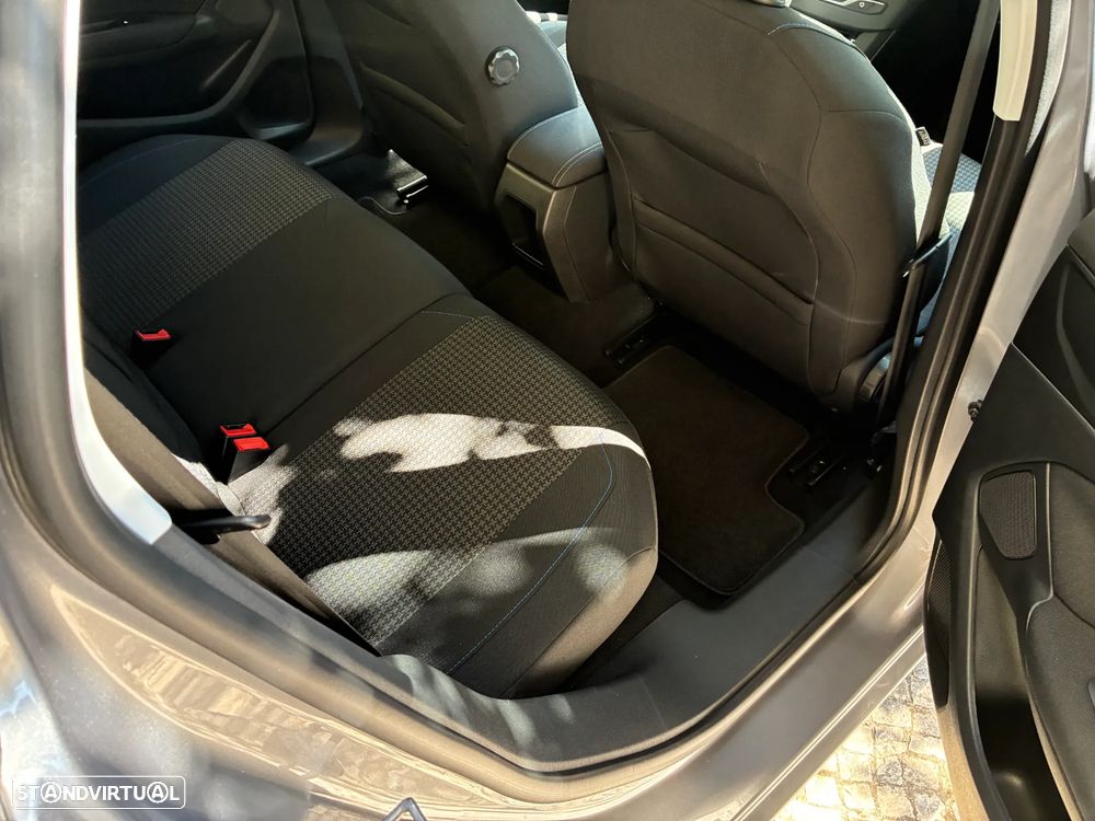 Peugeot 308 SW 1.5 BlueHDi Style - 17