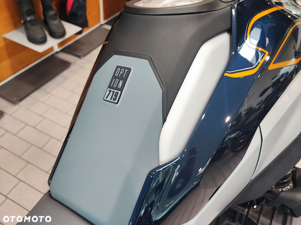 BMW R - 4