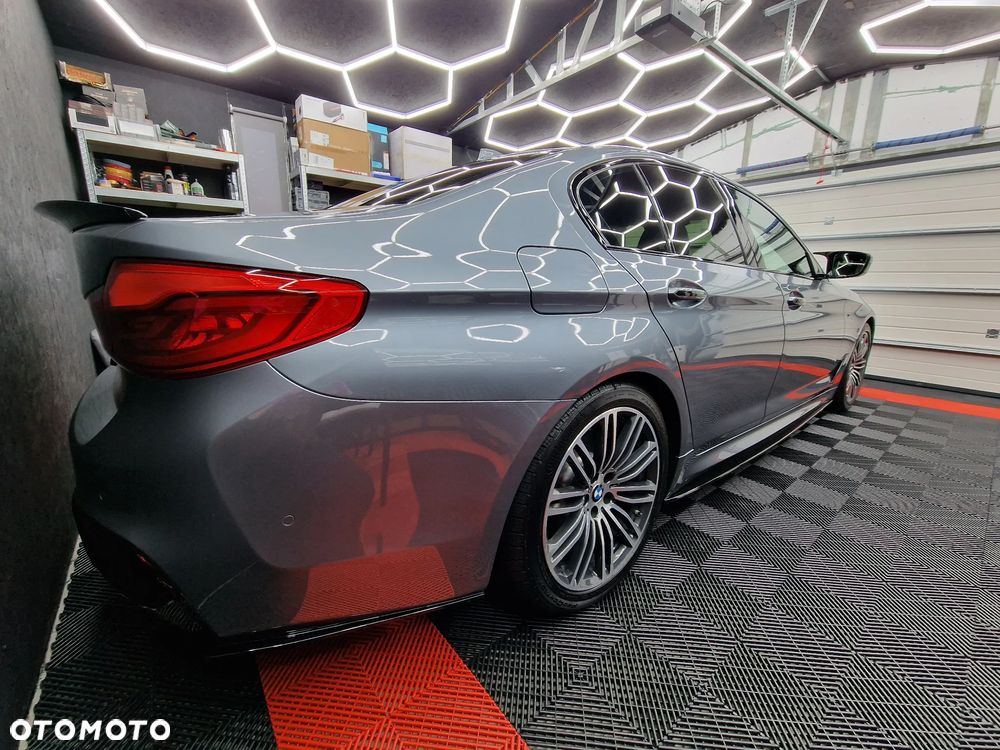 BMW Seria 5 530i M Sport Edition - 16