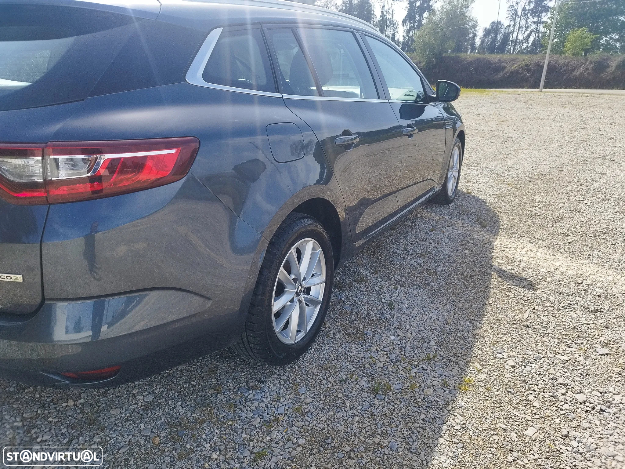 Renault Mégane Sport Tourer - 14