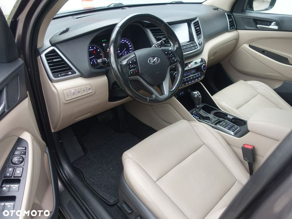 Hyundai Tucson 1.6 T-GDi Premium 4WD DCT - 9