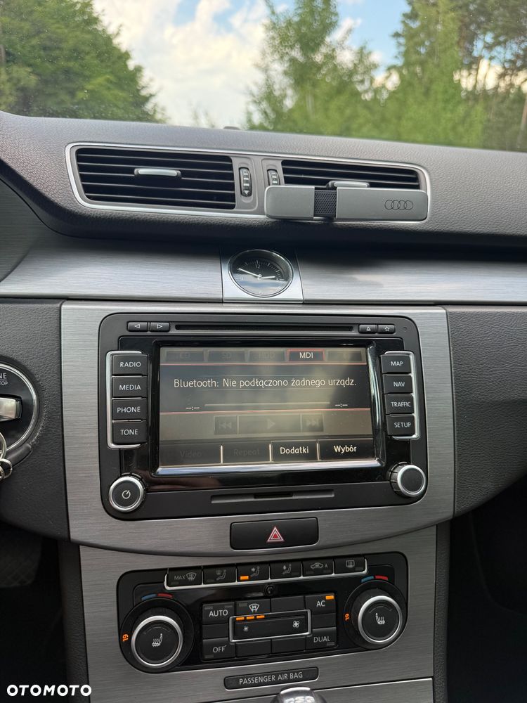 Volkswagen Passat 2.0 TDI DPF Highline DSG - 25